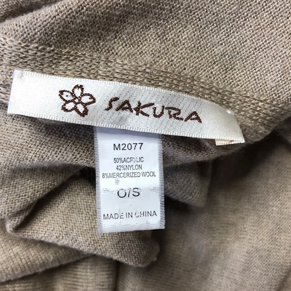 Versatile wool blend Poncho/Top - Picture 3 of 3